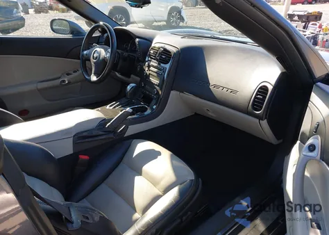 2011 Chevrolet Corvette Grand Sport z USA, uszkodzony, nr VIN 1G1YV2DW9B5102653